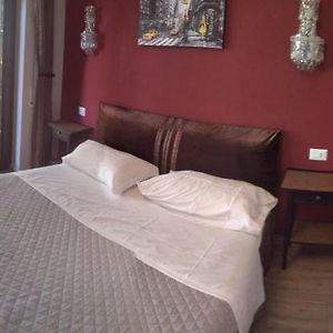 Camera con letto queen size